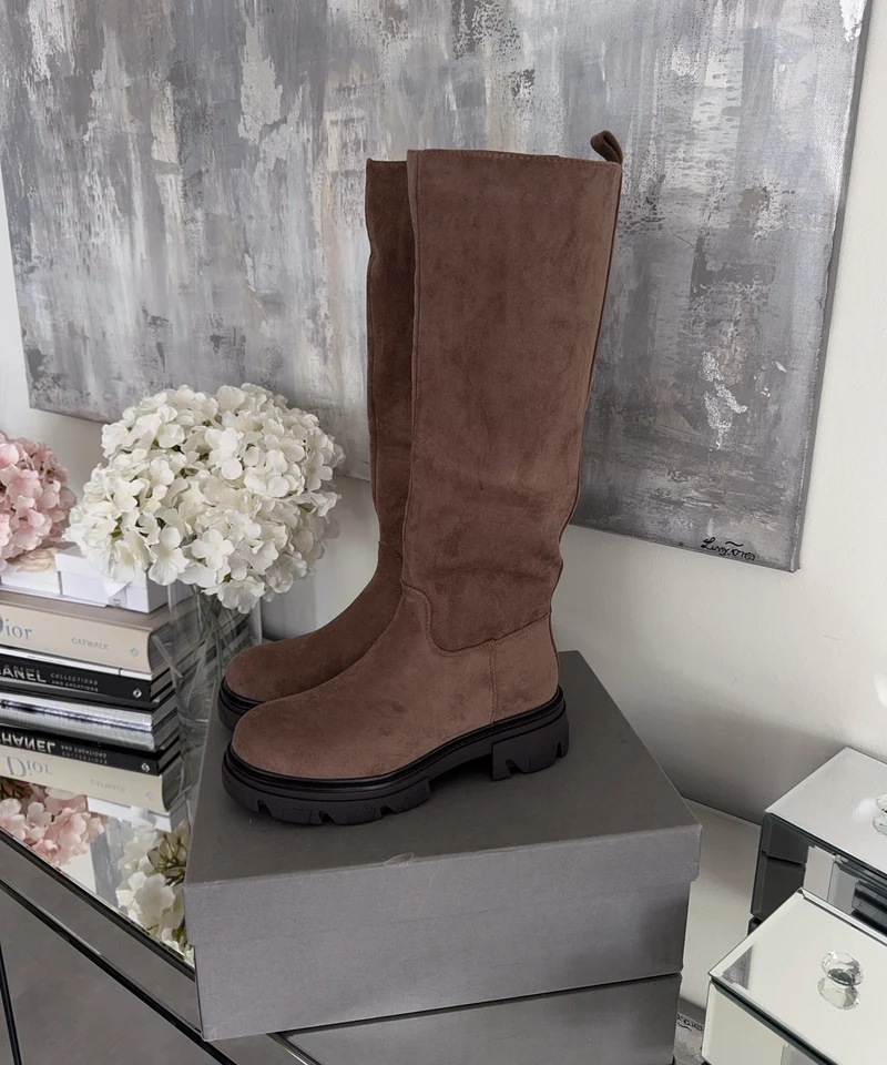 Stiefel Amira Braun