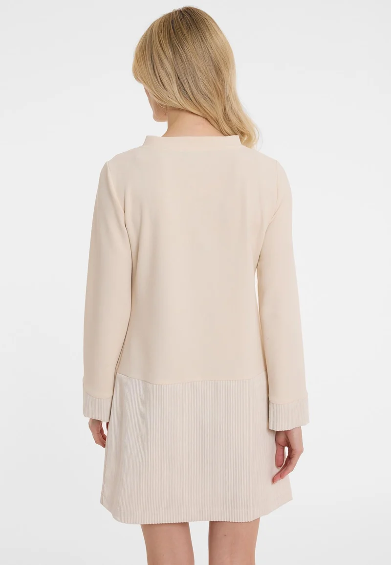 Cordkleid Adiha