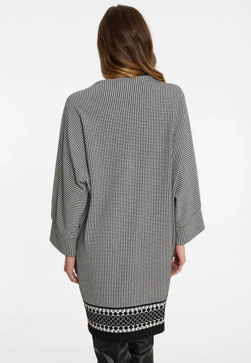 Modernes Kleid Asimi