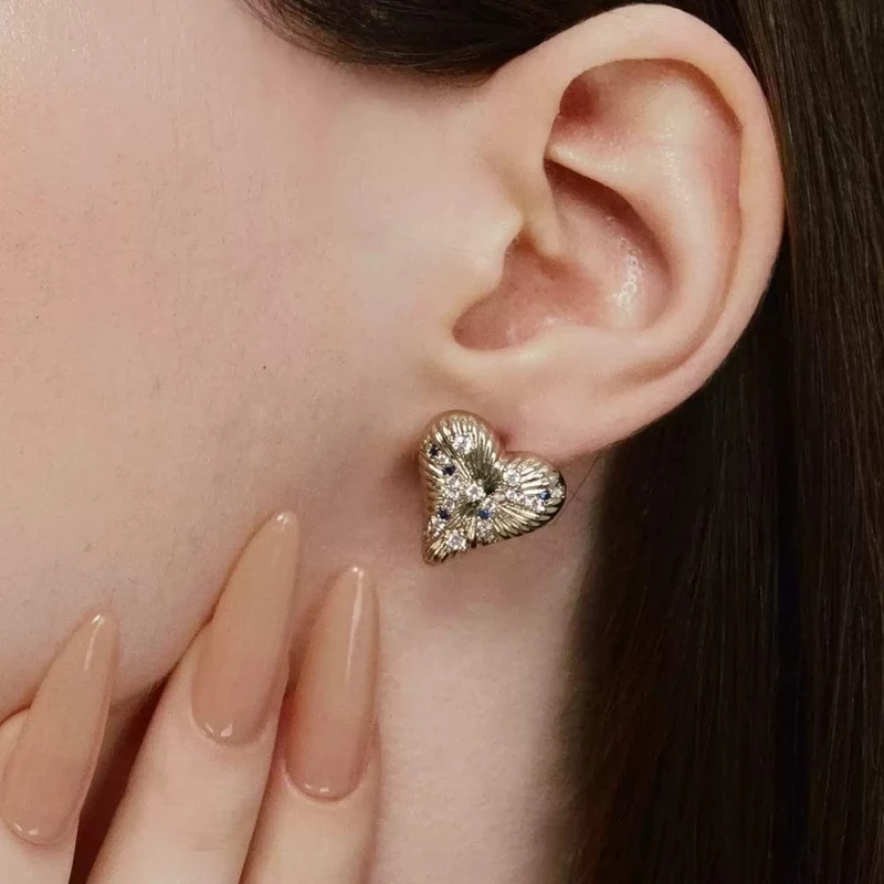 Grunge-Ohrringe mit Diamantherz für Damen