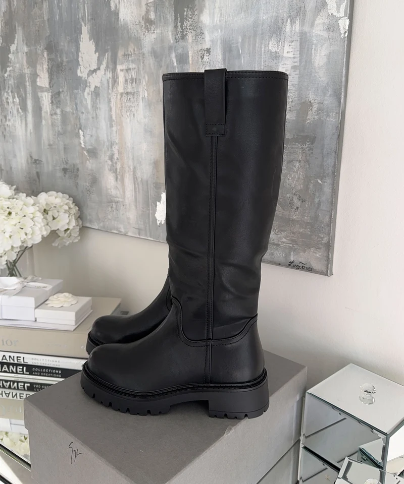 Stiefel Chira Schwarz