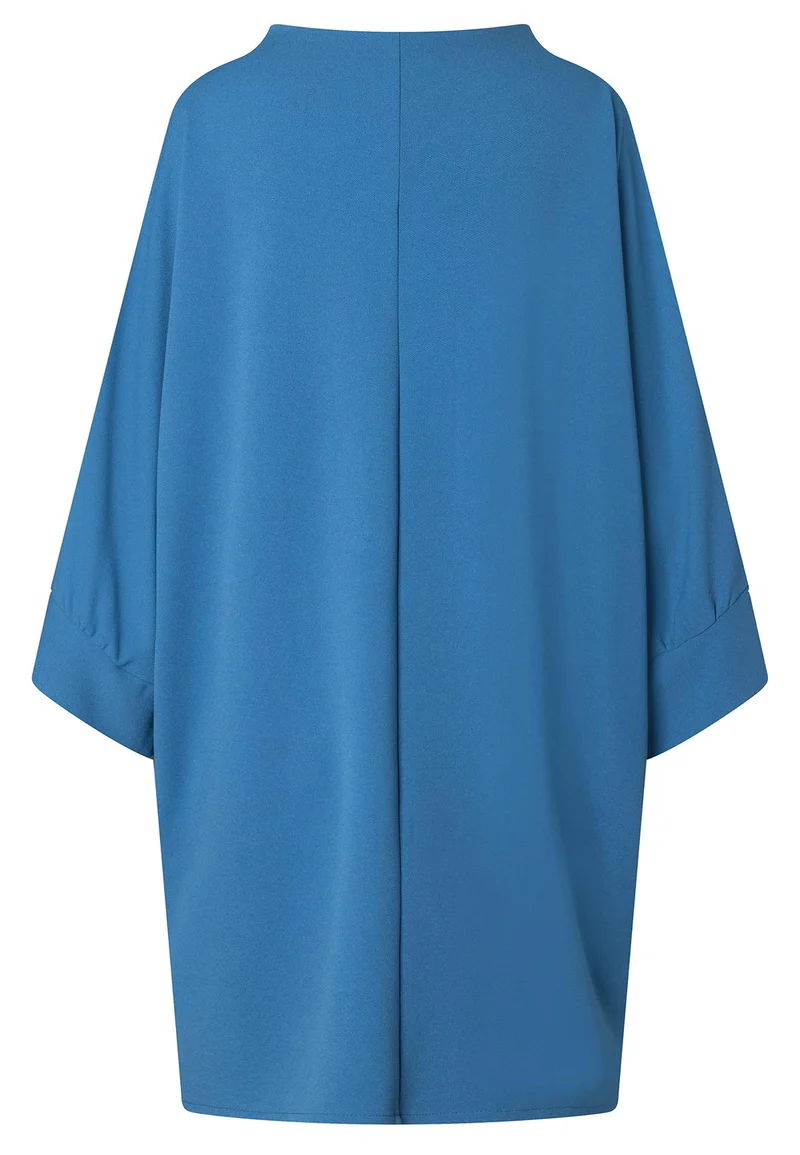 Oversize Kleid Adwea