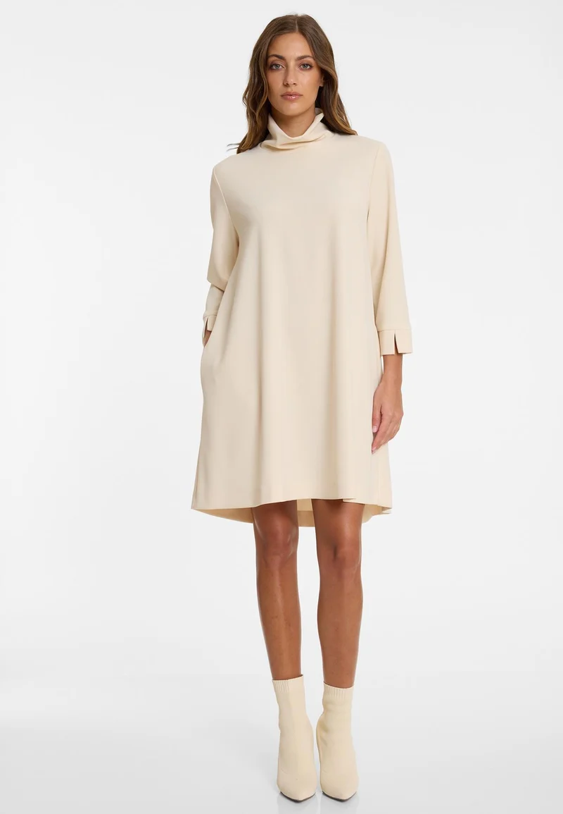 Weites Kleid Adnisi