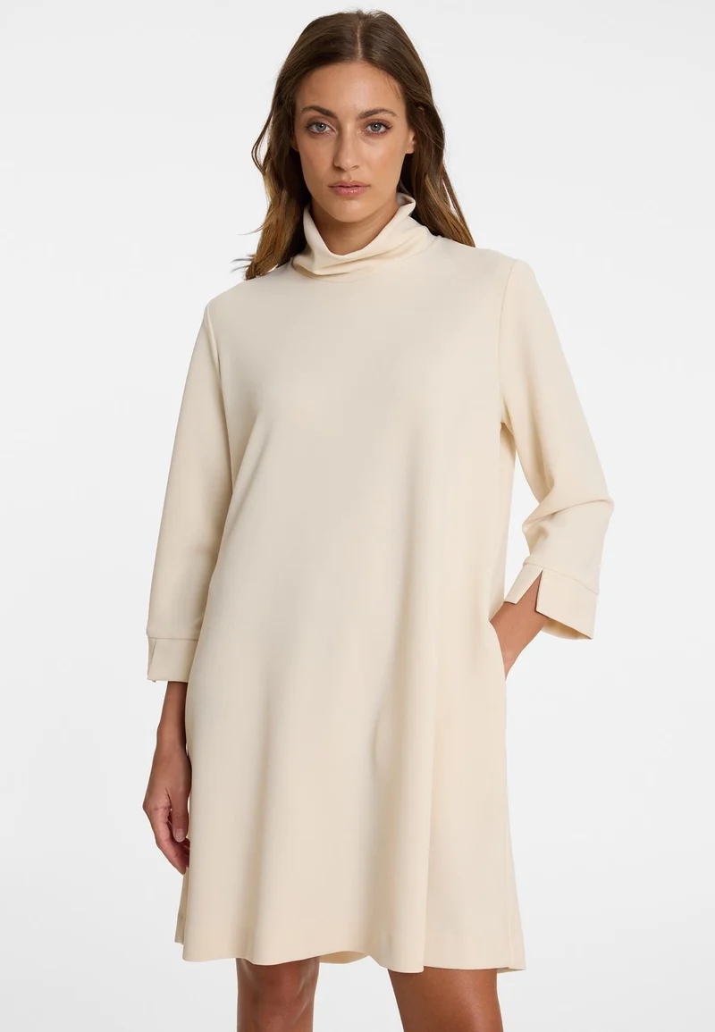 Weites Kleid Adnisi