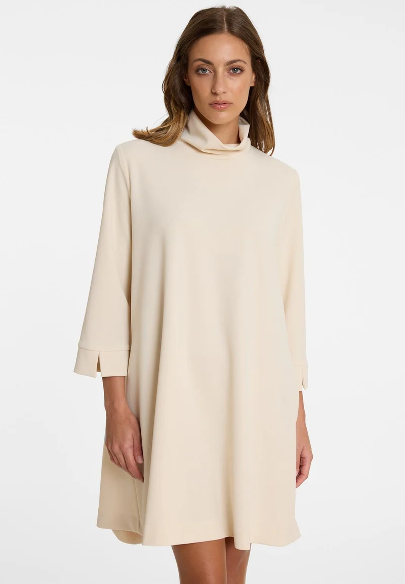 Weites Kleid Adnisi