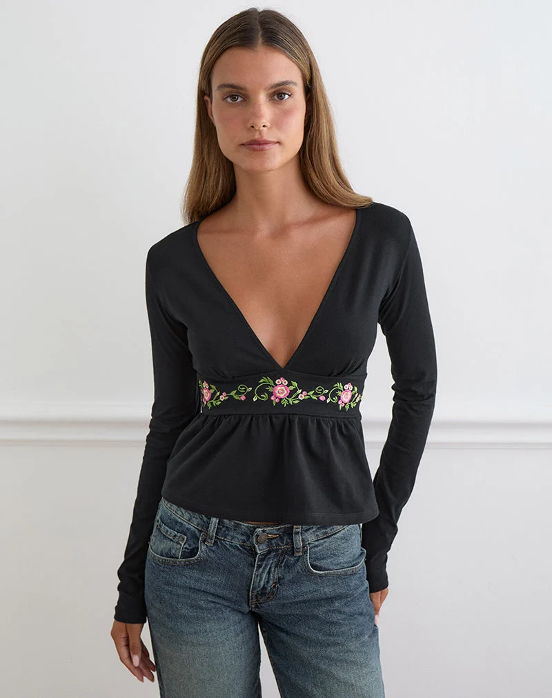 Yahop-Top in Schwarz mit geschwungener Blumenstickerei