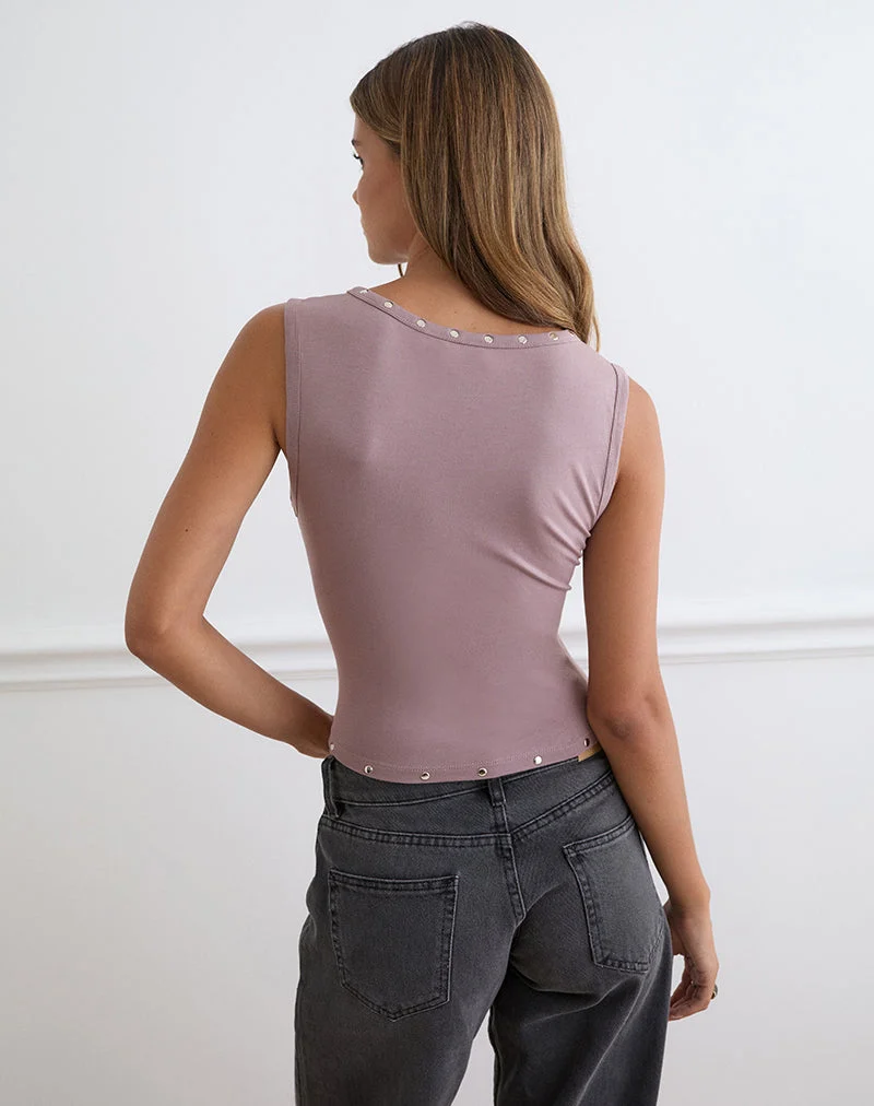 Yetta-Weste mit doppelten Nieten in Dusty Mauve