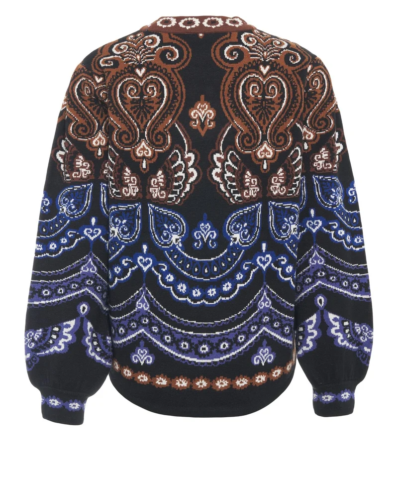 Maglione con ricami