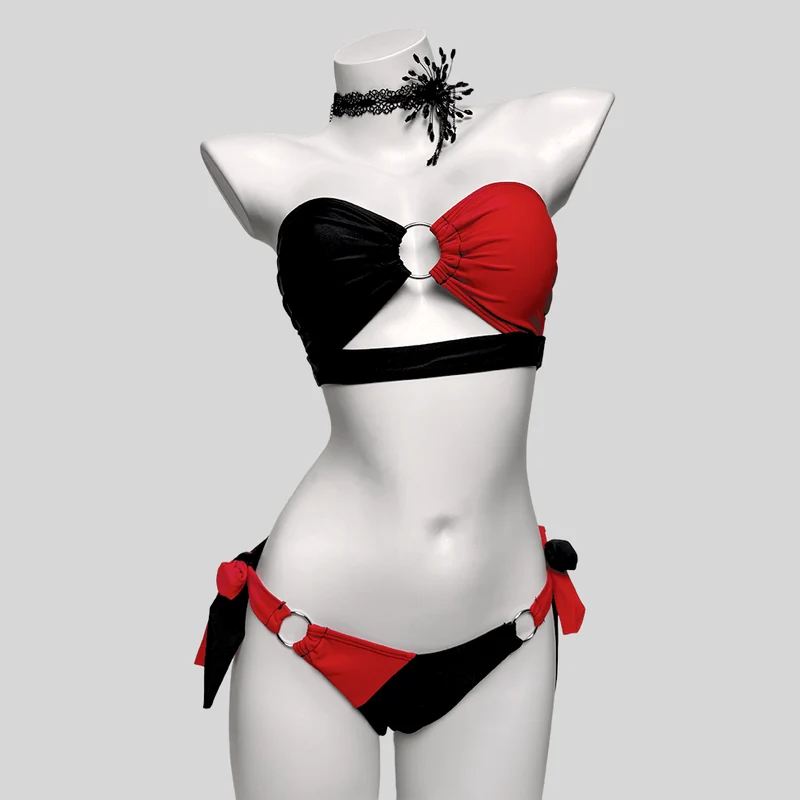 Damen-Bikini-Set im Grunge-Stil mit kontrastfarbenen Ringen und seitlichen Bindebändern