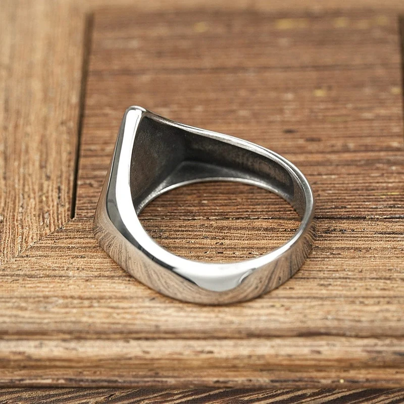 Dreieckiger Punk-Ring für Herren