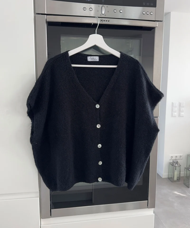 Kurzarm Cardigan Liz Schwarz
