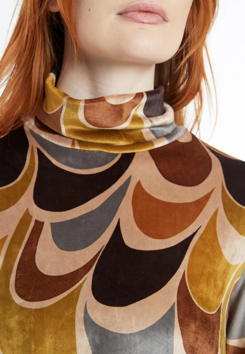 Rollkragenkleid Sotana