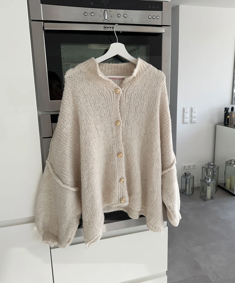 Oversize Strickjacke Jalsien Beige