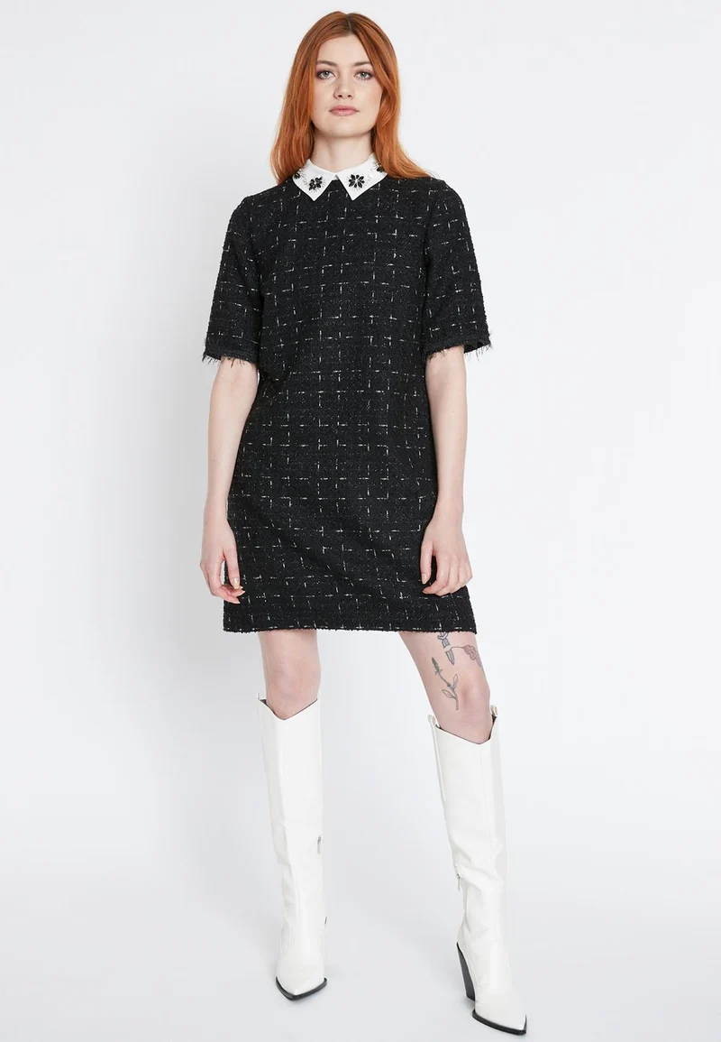 Bouclé Kleid Sadora