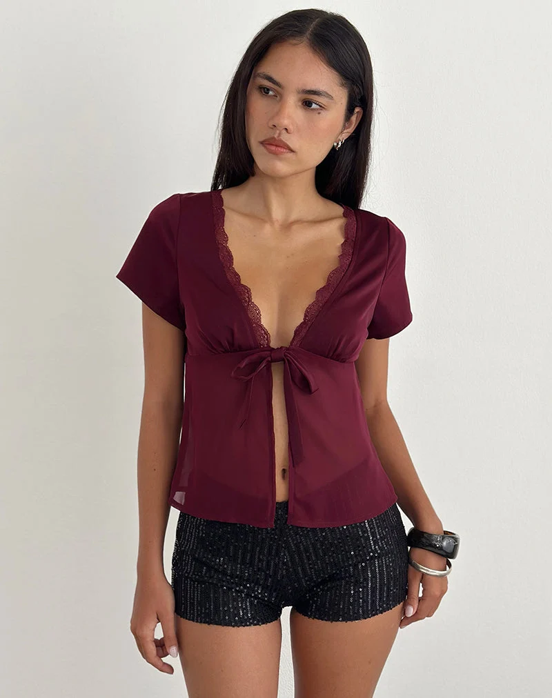 Kilu Top aus Satin-Chiffon in Burgunderrot