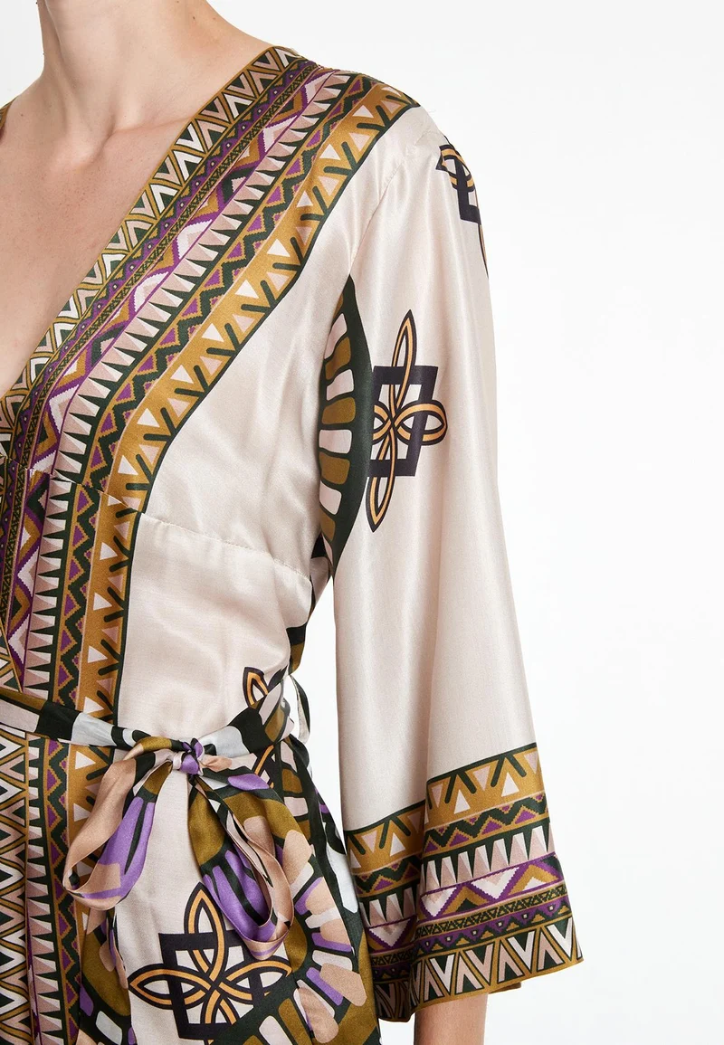 Seidenkimono Lafora