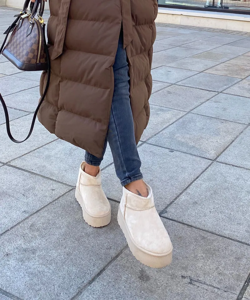 Gefütterte Plateau Boots Nina Beige