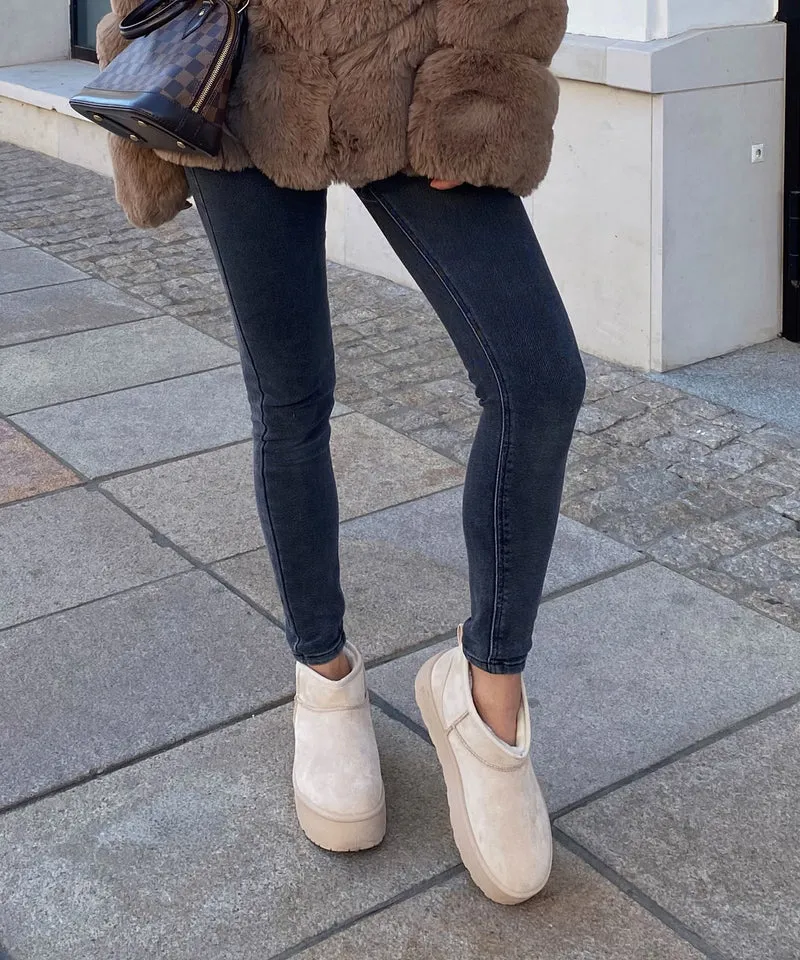 Gefütterte Plateau Boots Nina Beige