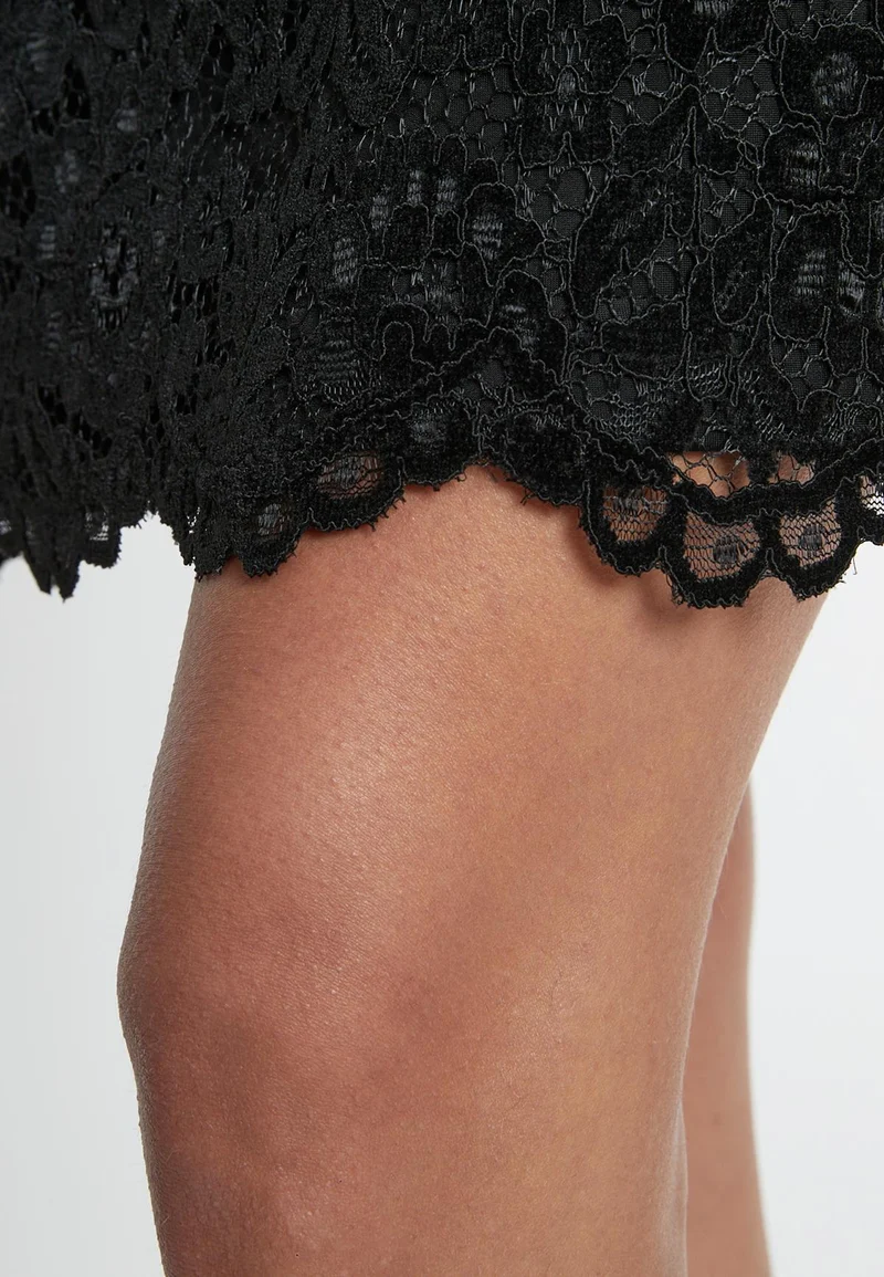 Spitzenkleid Sahea