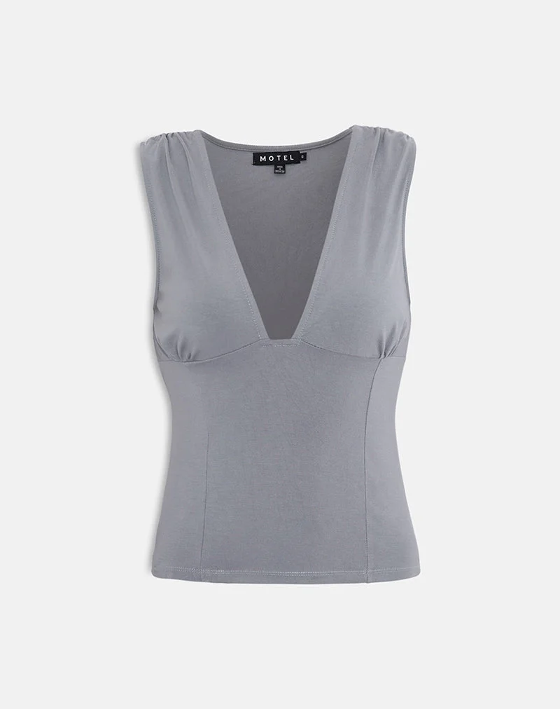 Lynod Plunge Top in Grau