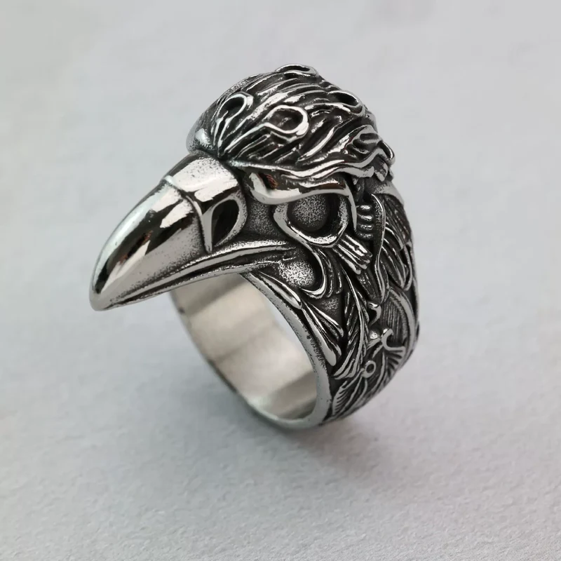 Herren-Ring mit Punk-Rabenkopf