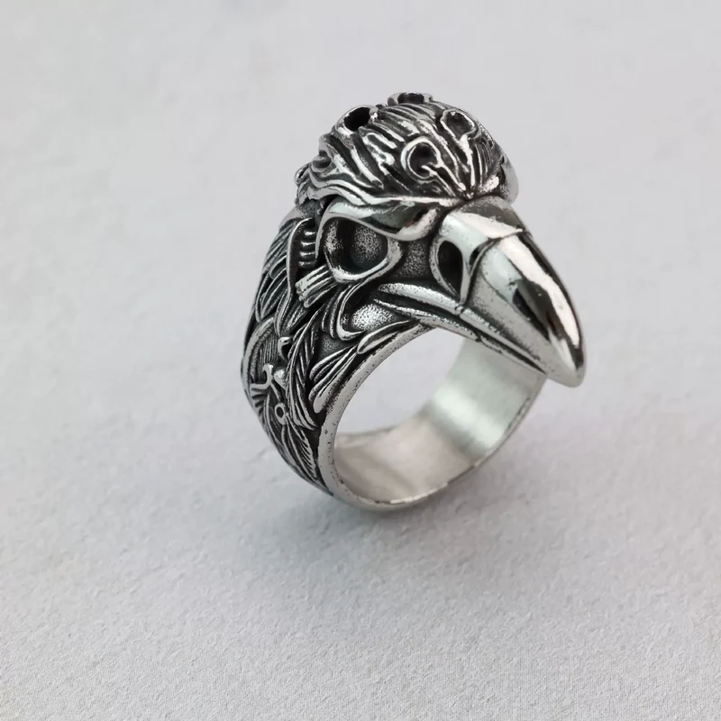 Herren-Ring mit Punk-Rabenkopf