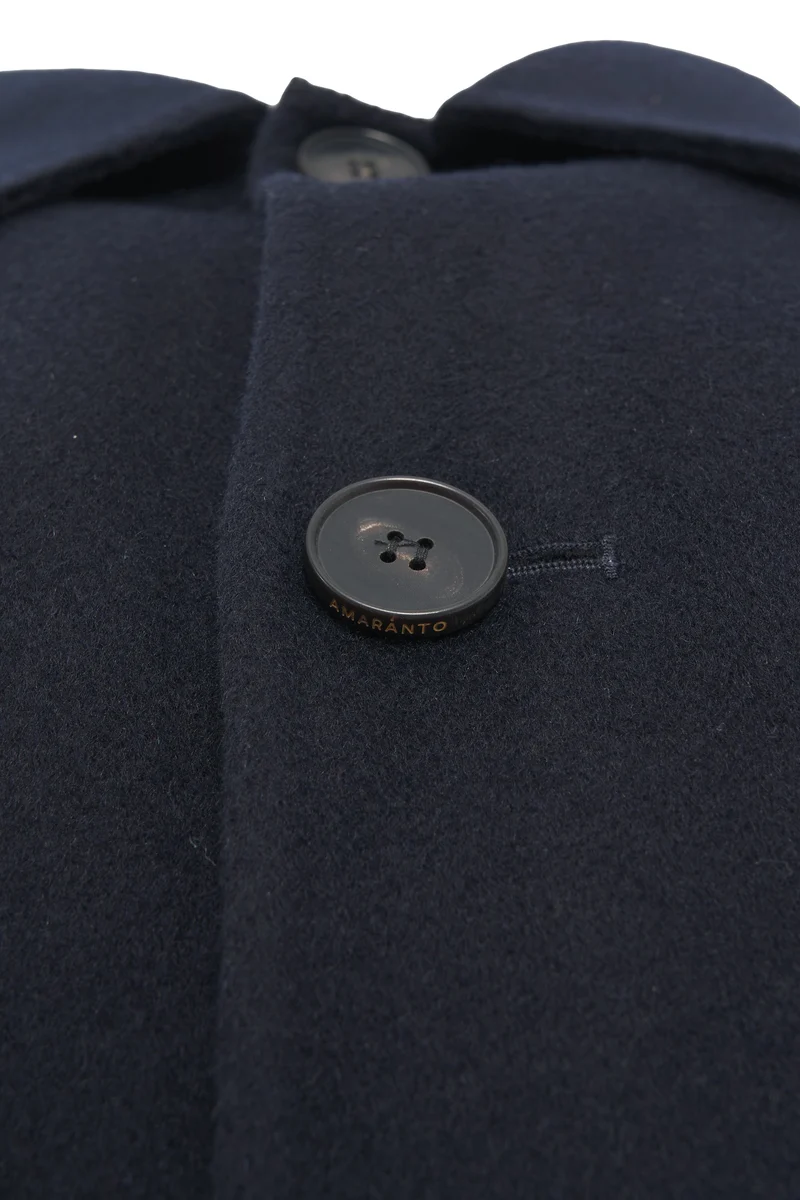 Cappotto con maniche raglan