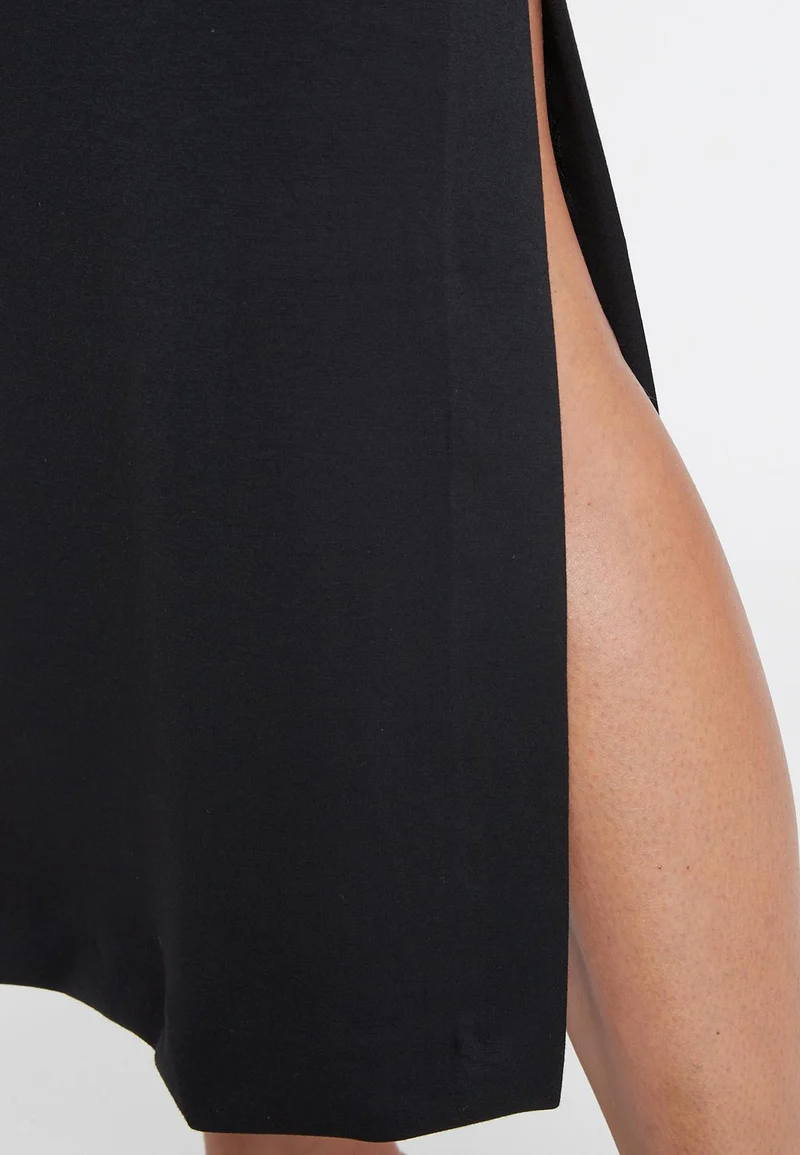 Schlichtes Kleid Sedana