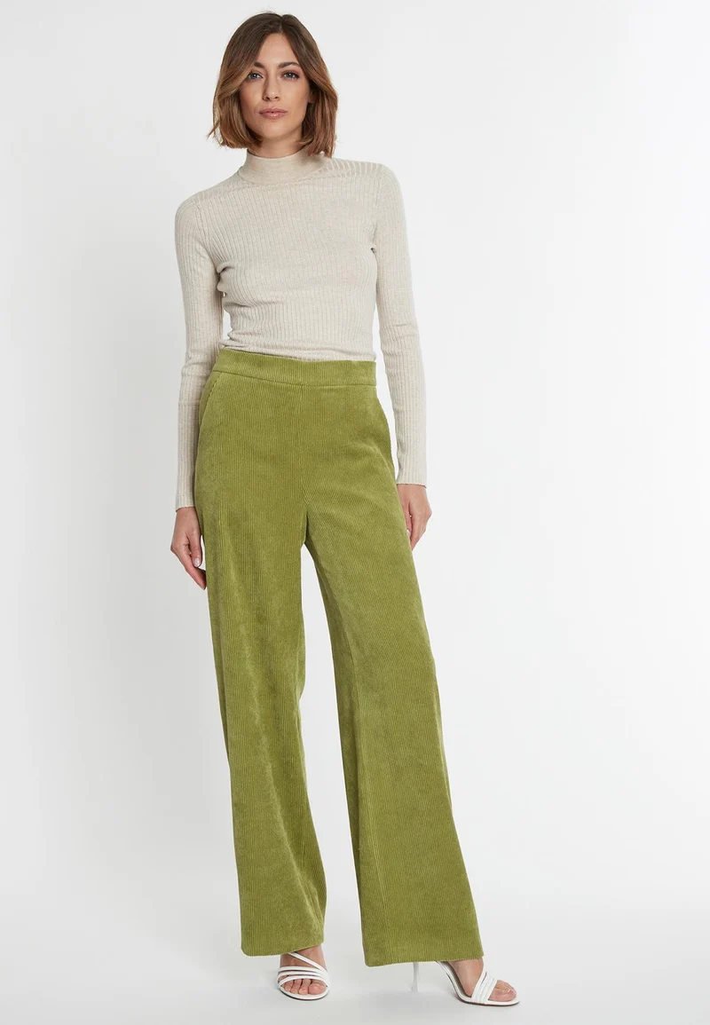 Cordhose Saskea
