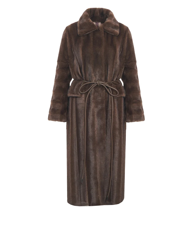 Cappotto con cintura in vita