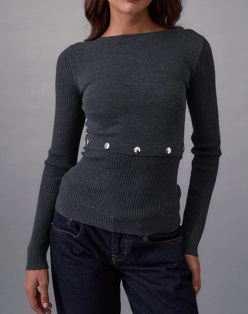 Josa Langarm-Strickoberteil in Dark Charcoal mit Nieten