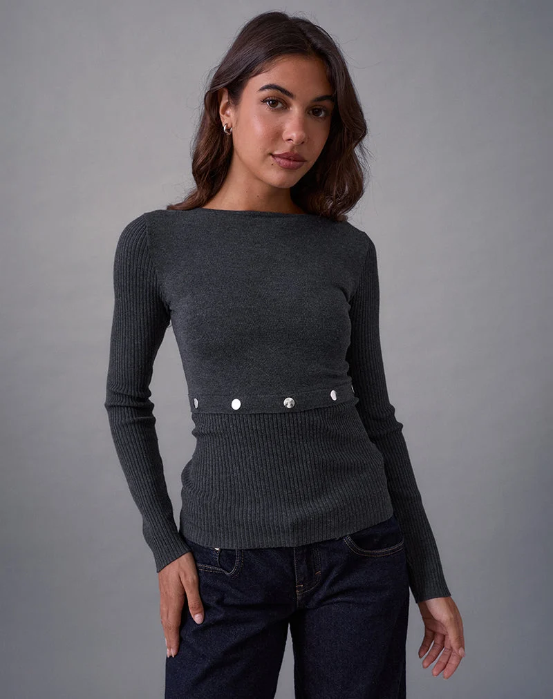 Josa Langarm-Strickoberteil in Dark Charcoal mit Nieten
