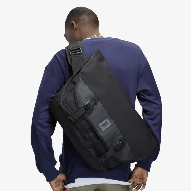 Chrome Citizen 24 - Bolso bandolera 16" 58 cm (black)