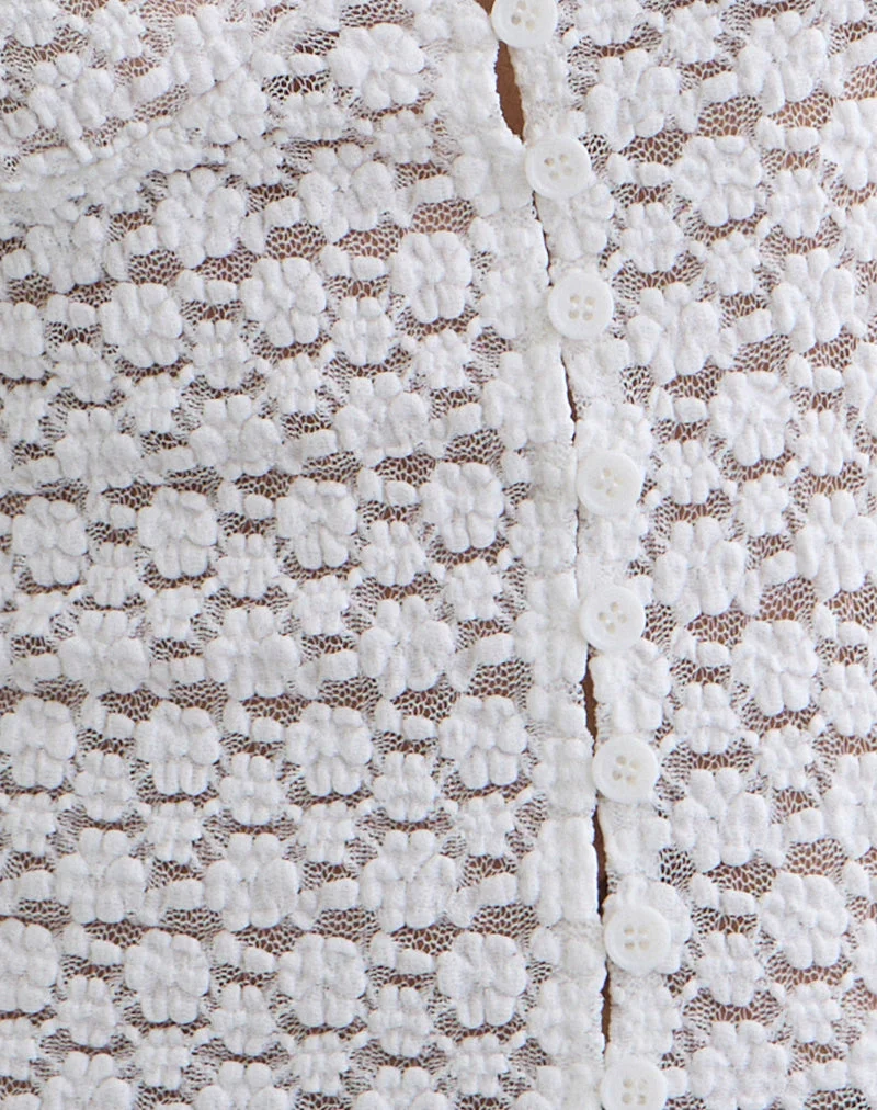 Yeslin V-Ausschnitt-Bluse mit Knöpfen aus weißer Spitze