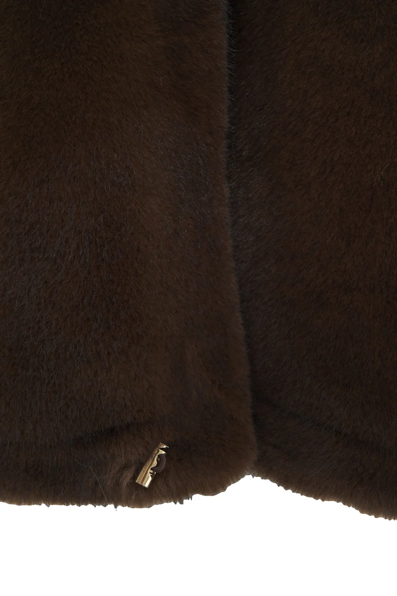 Cappotto in pelliccia sintetica