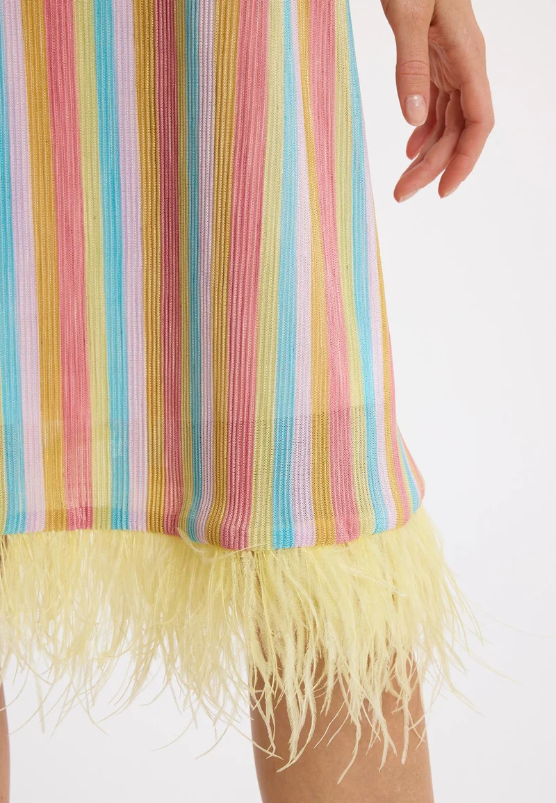 Limitiertes Plisseekleid Lorylis