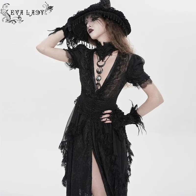 Schwarzes Gothic-Maxikleid mit tiefem Ausschnitt, Stehkragen und kurzen Ärmeln – ideal als Hochzeitskleid.