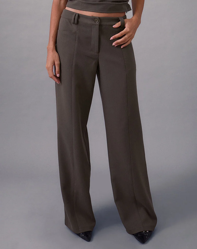 Avina-Hose in Tailoring Dunkel-Olive