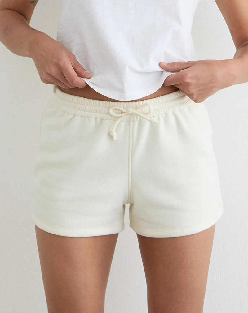 Lecent-Shorts in Winterweiß mit farblich abgestimmter „M“-Stickerei