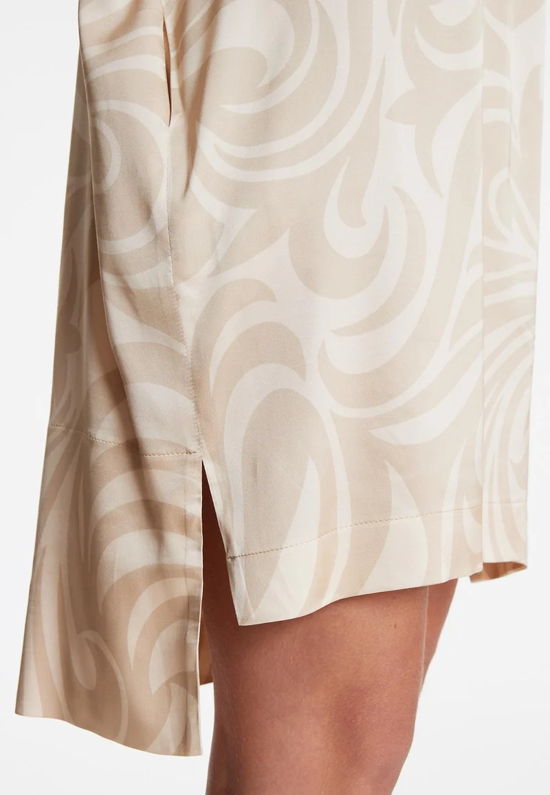 Oversize Kleid Wapea