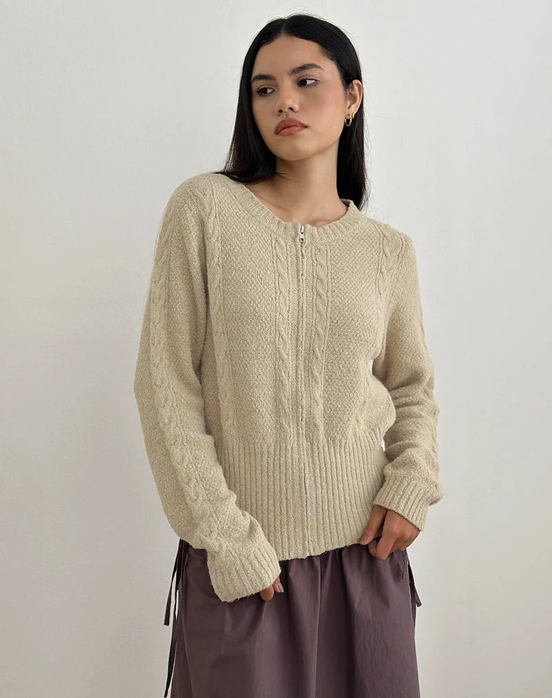 Anitra Strickjacke aus Kabelstrick Beige
