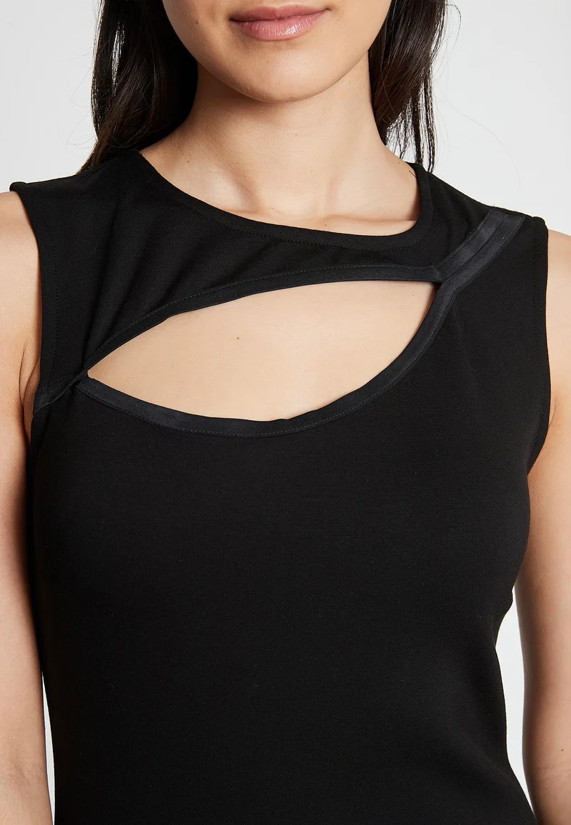 Cut Out Kleid Ira