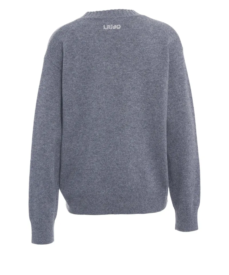 Pullover con ricamo
