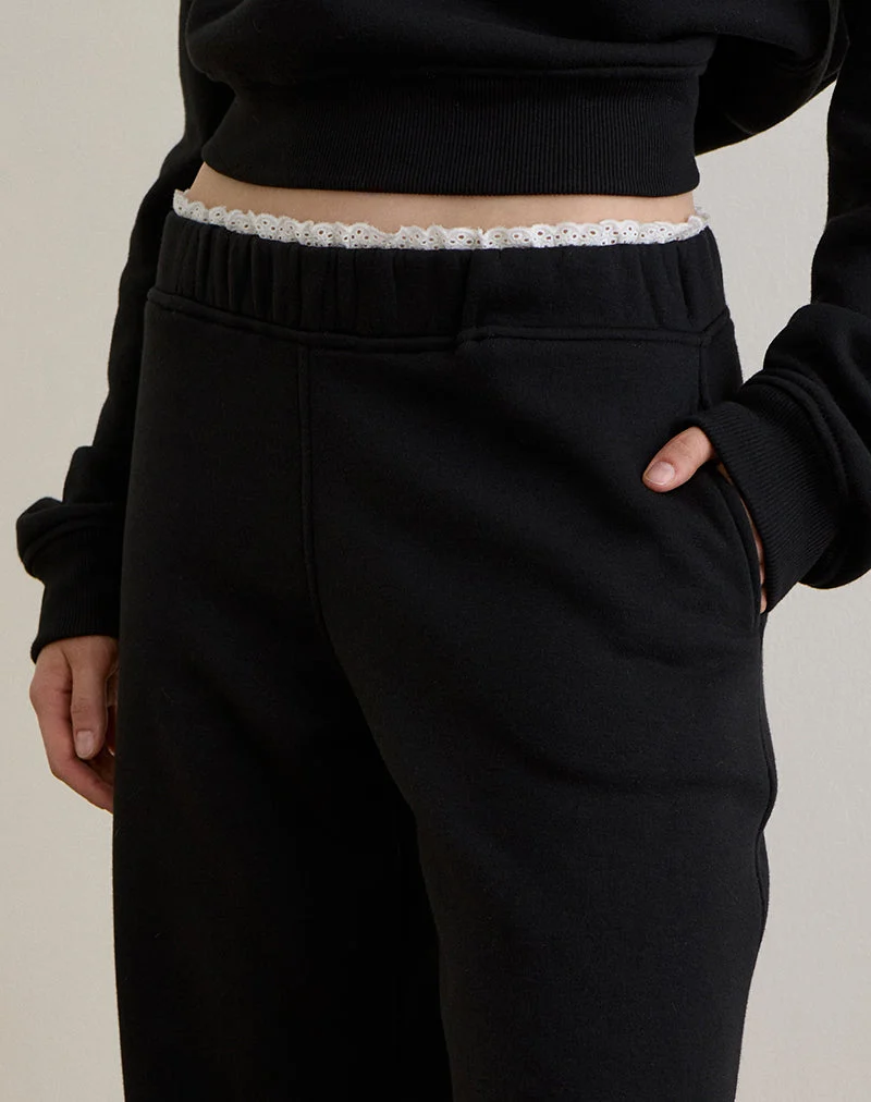 Jenita Loose Jogger in Schwarz mit weißem Picot-Besatz