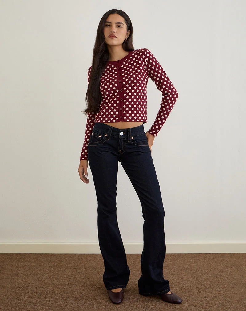 Bhavina Strickjacke in Burgunderrot mit cremefarbenem Polka-Print