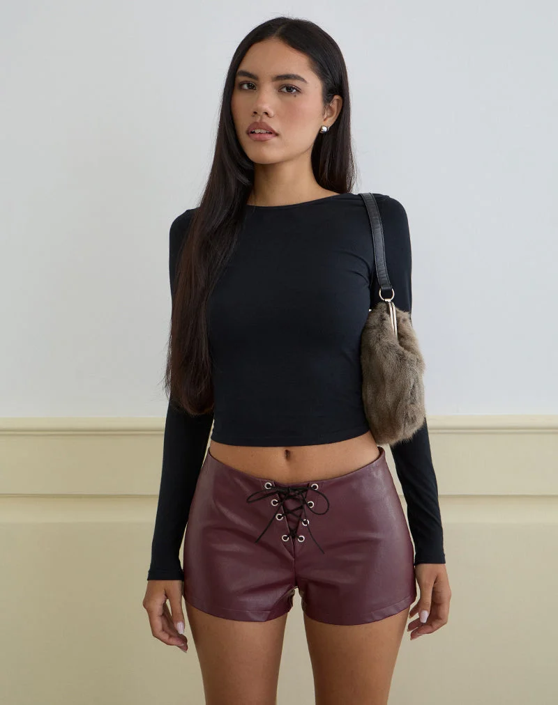 Yakko Schnür-Micro-Shorts aus PU in Pflaume