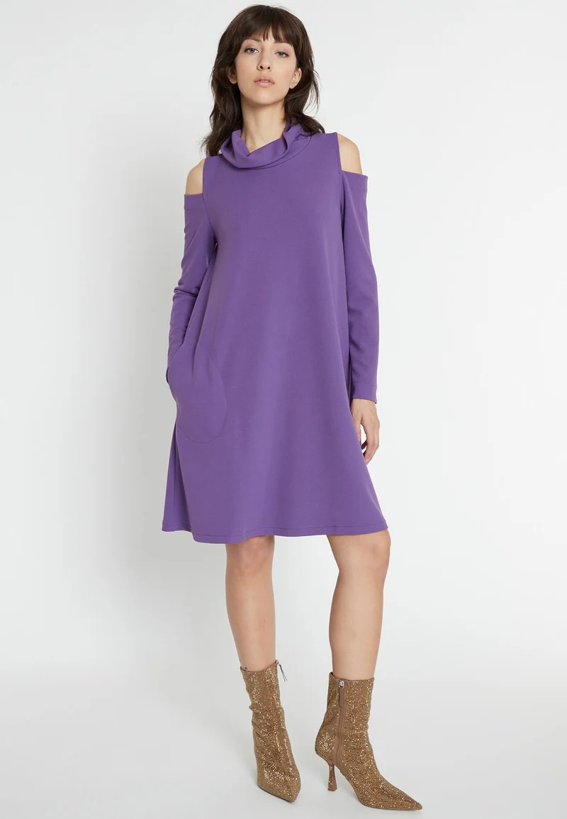 Cut Out Kleid Okara
