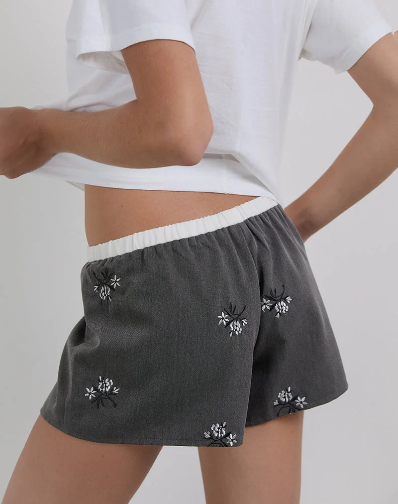 Rata Shorts in Charcoal mit Blumenstickerei