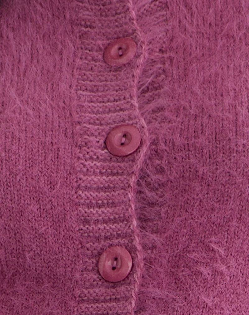 Audrina Strickjacke aus flauschigem Strick in Grape