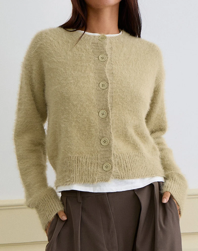 Audrina Strickjacke aus flauschigem Strick in Salbei